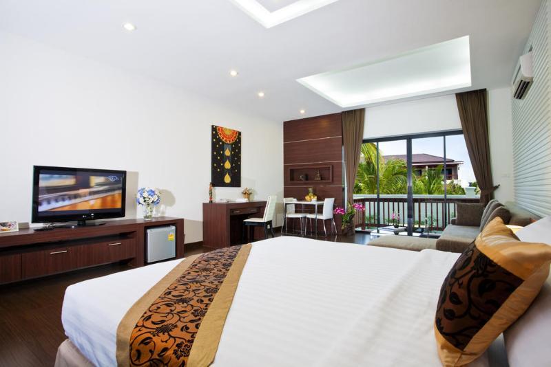 Rawai Grand House -Sha Plus Buitenkant foto